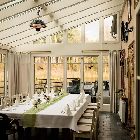 Gosciniec Pod Zajacem Олесница