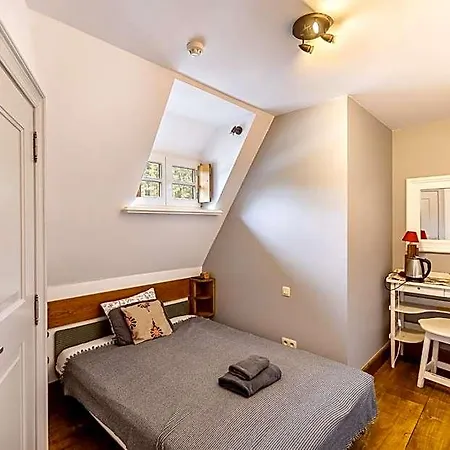 Bed & Breakfast Gosciniec Pod Zajacem 4*