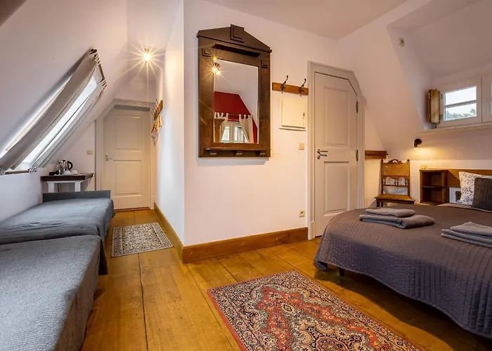 Gosciniec Pod Zajacem 4* Olesnica (Lower Silesia)