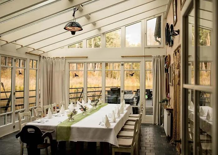 Gosciniec Pod Zajacem Olesnica (Lower Silesia)