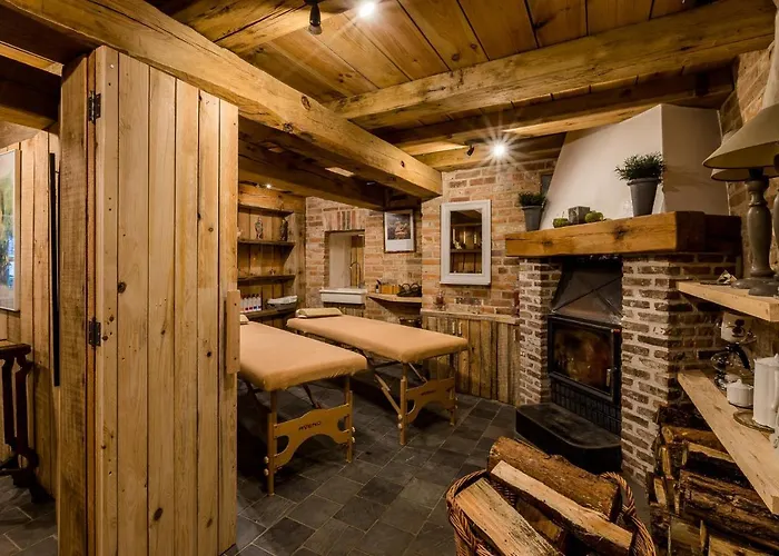 Gosciniec Pod Zajacem Olesnica (Lower Silesia)