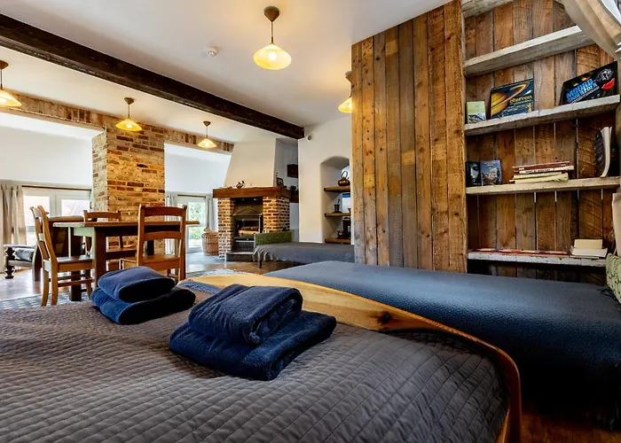 Gosciniec Pod Zajacem Bed & Breakfast 4*