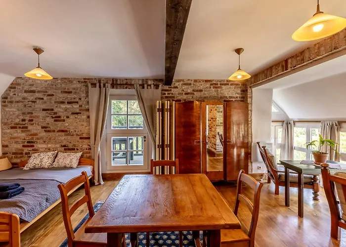 Gosciniec Pod Zajacem 4* Olesnica (Lower Silesia)