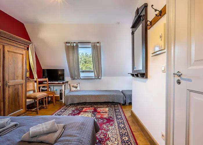 Gosciniec Pod Zajacem Olesnica (Lower Silesia)