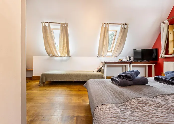 Bed & Breakfast Gosciniec Pod Zajacem Olesnica (Lower Silesia)